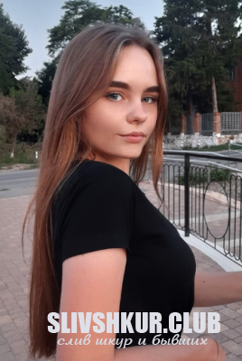 Анна Светлова